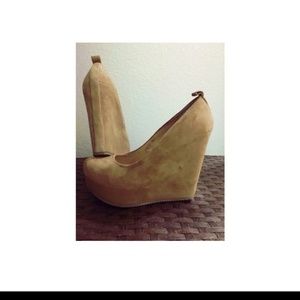 Aldo Tan Wedges
